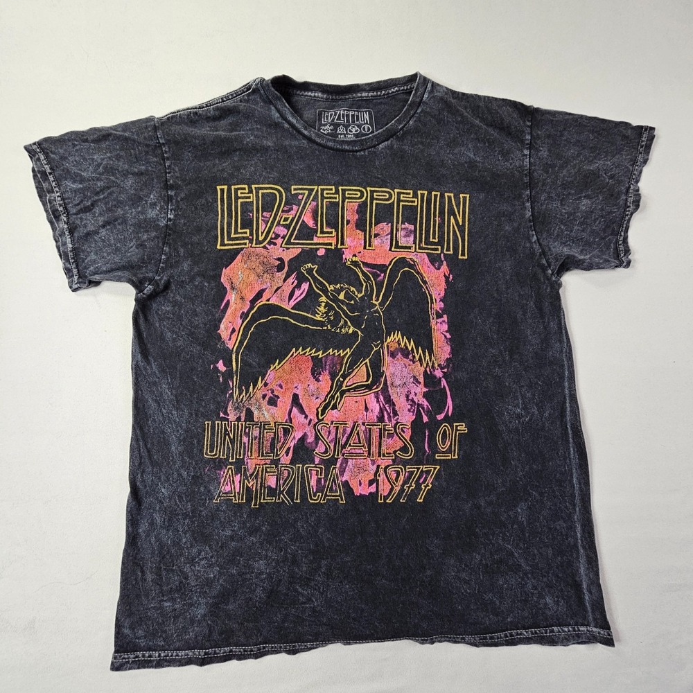 Led Zeppelin USA 1977 Black Acid Wash Short Sleeve Cotton T-Shirt Adult M